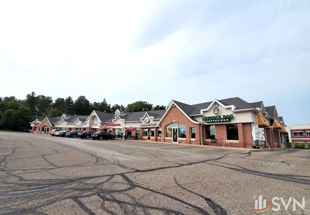 Courthouse Plaza: 4161 Steels Pointe, Stow, OH 44224